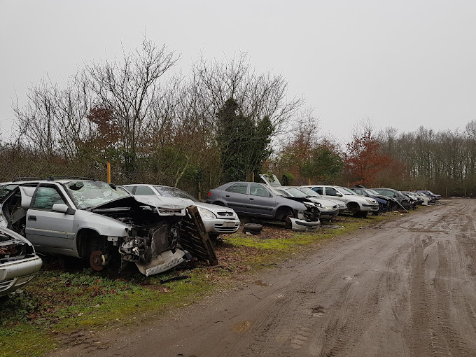 Aperçu des activités de la casse automobile RECUP AUTO située à LA CHATRE (36400)